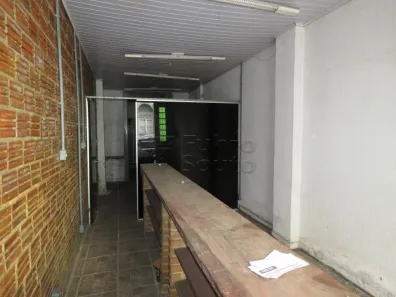Sala Comercial para alugar, 50m² no Centro, Pelotas