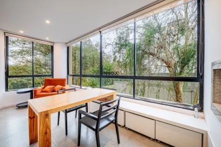 Apartamento com 1 Quarto para alugar, 57m² no Três Figueiras, Porto Alegre