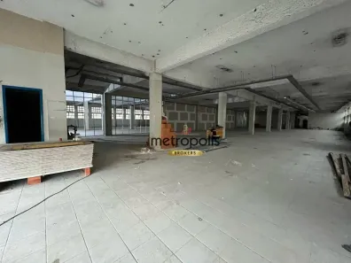 Prédio Comercial para alugar, 3989m² no Água Branca, São Paulo