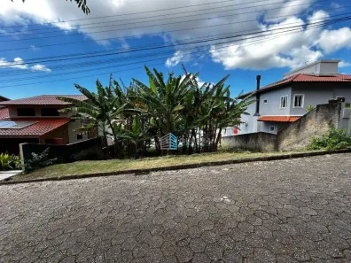 Lote/Terreno à venda, 376m² no Trindade, Florianópolis