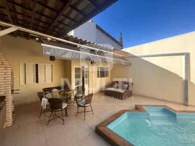 Casa com 3 Quartos à venda, 200m² no Residencial Gramado, Uberlândia