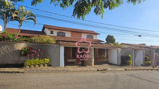 Casa com 3 Quartos à venda, 596m² no Jardim Maria do Carmo, Sorocaba