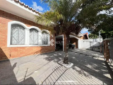 Casa com 4 Quartos à venda, 300m² no Parque São Quirino, Campinas