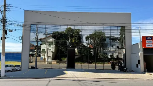 Galpão/Depósito/Armazém para alugar, 700m² no Centro, Pouso Alegre