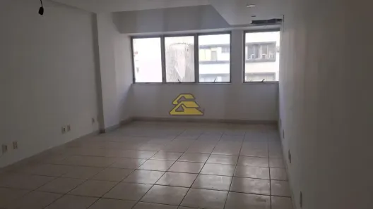 Sala Comercial para alugar, 84m² no Copacabana, Rio de Janeiro