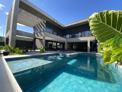 Casa com 5 Quartos para alugar, 513m² no Jurerê Internacional, Florianópolis