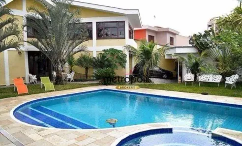 Sobrado com 3 Quartos à venda, 400m² no Pinheirinho, Santo André