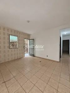 Casa com 2 Quartos para alugar, 95m² no Candelária, Belo Horizonte