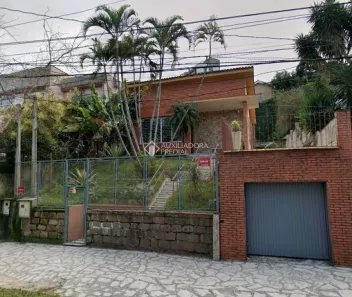 Casa com 3 Quartos à venda, 150m² no Petrópolis, Porto Alegre