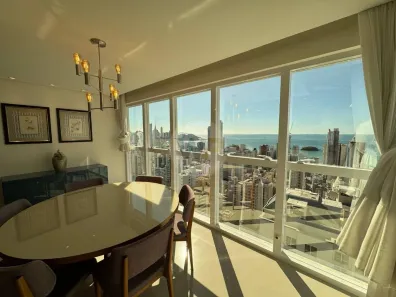 Apartamento com 3 Quartos para alugar, 129m² no Centro, Balneário Camboriú