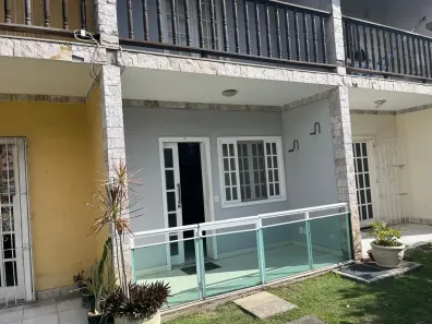 Casa de Condomínio com 2 Quartos à venda, 73m² no Jardim Flamboyant, Cabo Frio