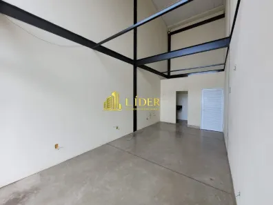 Ponto Comercial para alugar, 34m² no Tubalina, Uberlândia