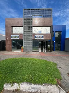 Prédio Comercial para alugar, 599m² no Zona 02, Maringá