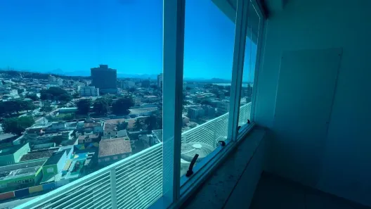 Sala Comercial à venda, 27m² no Imbetiba, Macaé