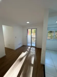 Apartamento com 2 Quartos à venda, 45m² no Jardim Santa Tereza, Carapicuíba