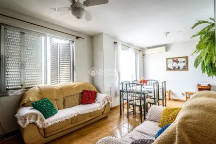 Apartamento com 3 Quartos à venda, 75m² no Passo da Areia, Porto Alegre