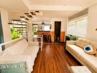 Casa de Condomínio com 3 Quartos à venda, 160m² no Fazenda Inglesa, Petrópolis