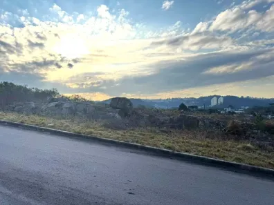 Lote/Terreno à venda, 380m² no São Luiz, Caxias do Sul