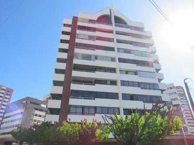 Apartamento com 3 Quartos para alugar, 158m² no Meireles, Fortaleza