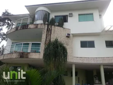 Casa de Condomínio com 4 Quartos à venda, 450m² no Badu, Niterói