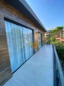 Casa com 4 Quartos para alugar, 280m² no Itaipu, Niterói