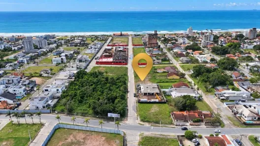 Lote/Terreno à venda, 384m² no Rainha, Itapoá