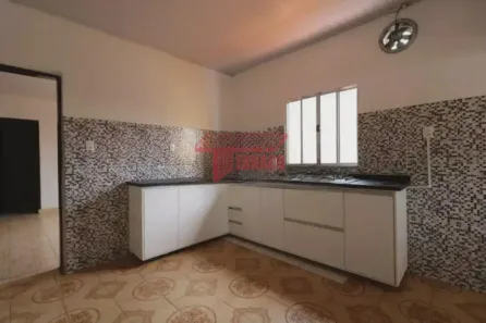 Casa com 1 Quarto à venda, 50m² no Vila Linda, Santo André