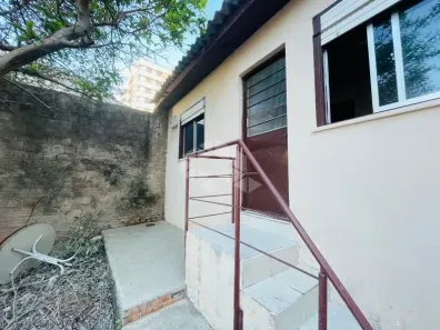 Casa de Condomínio com 2 Quartos para alugar, 51m² no Passo D'Areia, Santa Maria