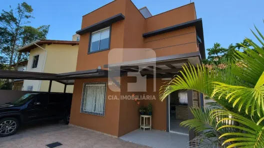 Casa com 3 Quartos para alugar, 100m² no Campeche, Florianópolis