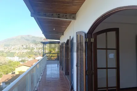 Casa com 4 Quartos para alugar, 125m² no Panorama, Teresópolis