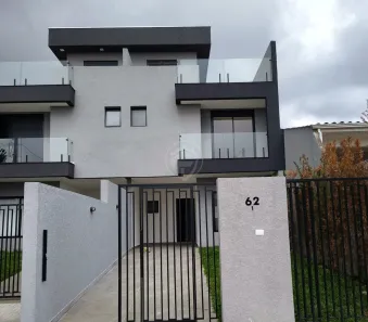 Sobrado com 3 Quartos à venda, 152m² no Barreirinha, Curitiba
