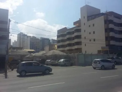 Lote/Terreno à venda, 738m² no Pituba, Salvador