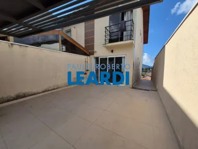 Sobrado com 2 Quartos à venda, 114m² no Loteamento Campo das Aroeiras, Poços de Caldas