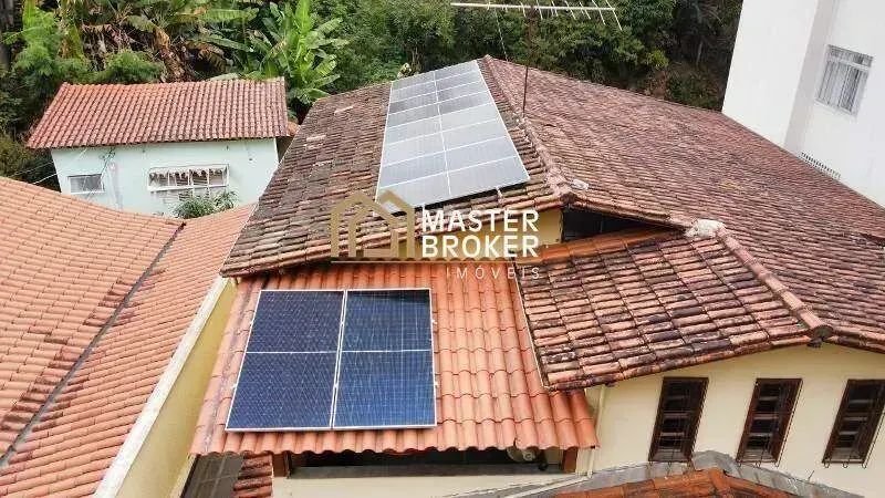 Casa com 8 quartos — Santo Antônio, Belo Horizonte