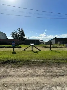 Lote/Terreno à venda, 350m² no Presidente, Imbé