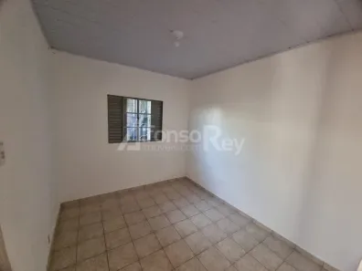 Casa com 2 Quartos para alugar, 40m² no Chácara Mafalda, São Paulo
