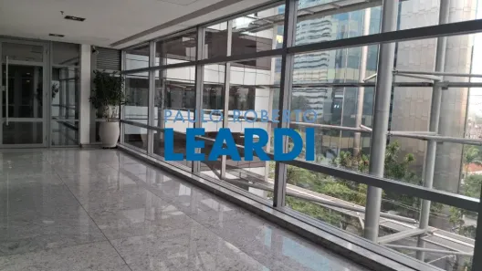 Sala Comercial para alugar, 1750m² no Cidade Monções, São Paulo
