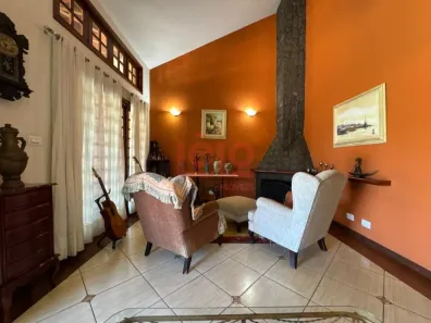 Casa com 4 Quartos à venda, 350m² no Zona 05, Maringá