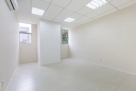 Ponto Comercial com 2 Quartos para alugar, 25m² no Jardim Caboré, São Paulo