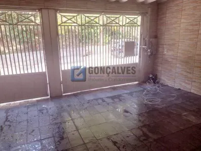 Sobrado com 4 Quartos à venda, 168m² no Jardim Santo André CDHU, Santo André