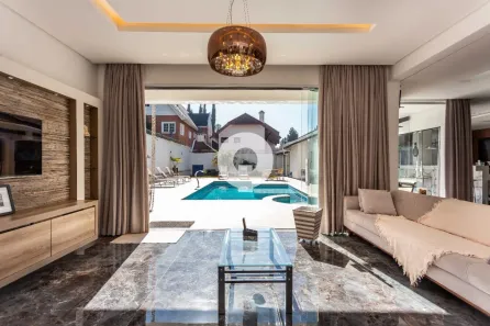 Casa com 3 Quartos à venda, 460m² no Vista Alegre, Curitiba
