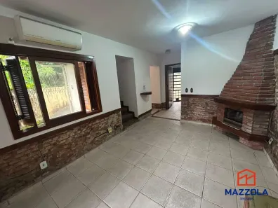 Casa de Condomínio com 3 Quartos para alugar, 136m² no Teresópolis, Porto Alegre