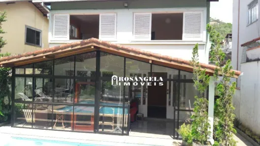 Casa com 3 Quartos à venda, 166m² no Jardim Cascata, Teresópolis