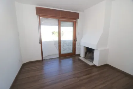 Apartamento com 3 Quartos para alugar, 100m² no Centro, Pelotas