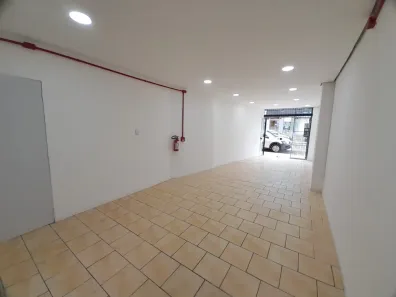 Sala Comercial para alugar, 81m² no Centro, Caçador