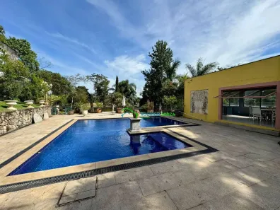 Casa de Condomínio com 7 Quartos para alugar, 900m² no Moinho Velho, Embu das Artes