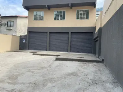 Ponto Comercial para alugar, 27m² no Santa Rosa, Niterói