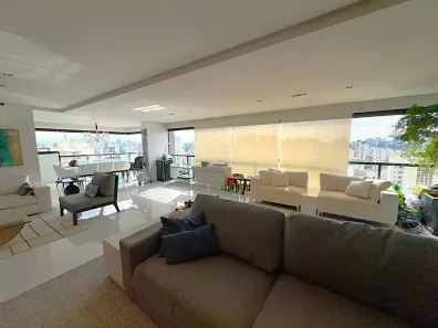 Apartamento com 3 Quartos à venda, 185m² no Vila Uberabinha, São Paulo