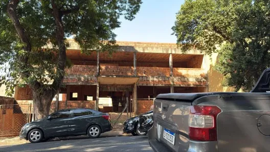 Sala Comercial para venda ou aluguel, 830m² no Chácara Girassol, Americana