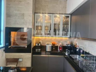 Cobertura com 4 Quartos à venda, 196m² no Brasil, Uberlândia